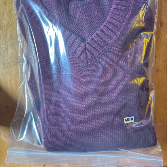 L.L. Bean Purple Pullover V-Neck Long Sleeve Knit Preppy Outdoors Cotton Sweater - Picture 8 of 8